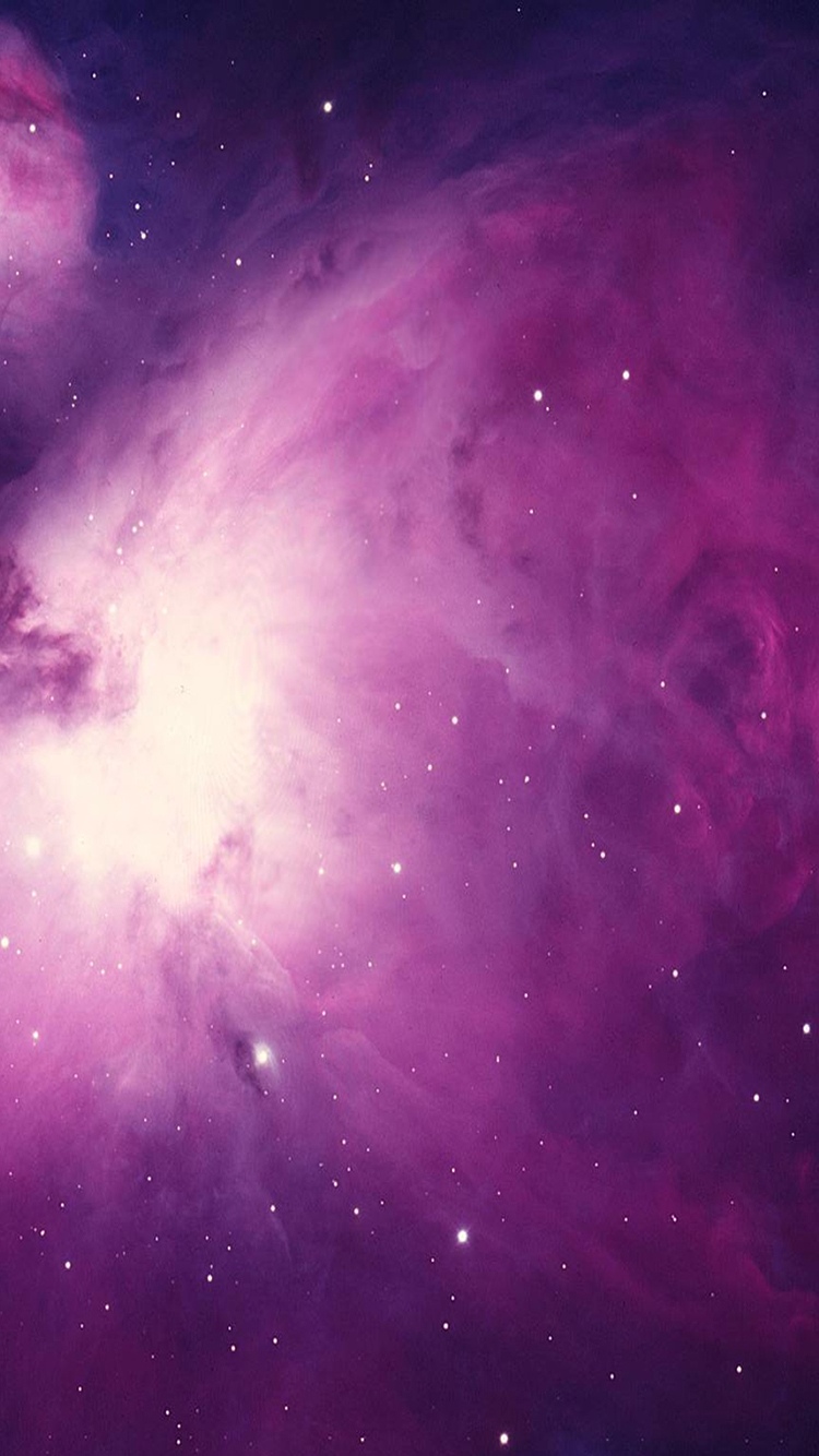 紫色超新星星云