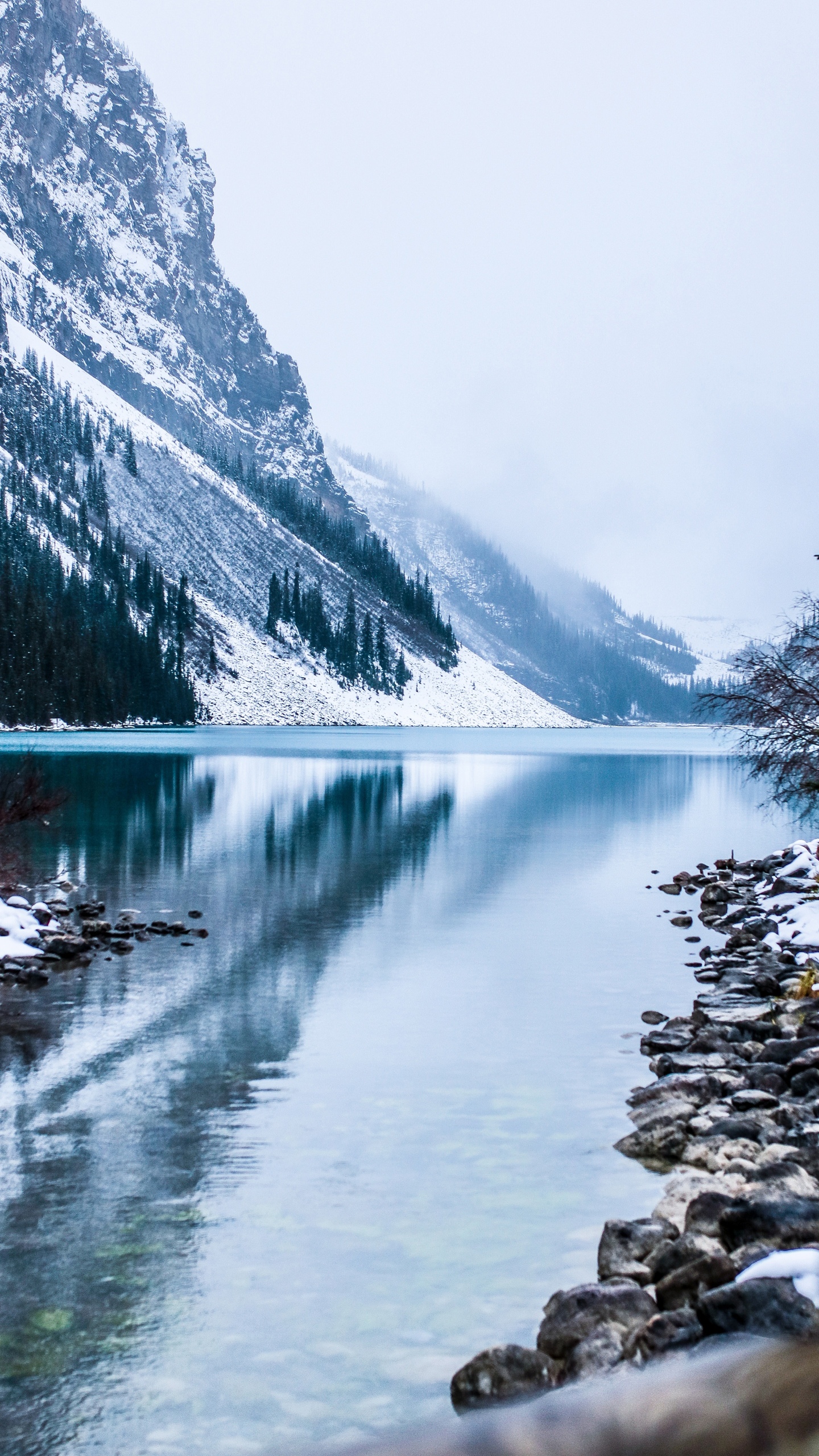 加拿大的湖泊——艾菲尔湖