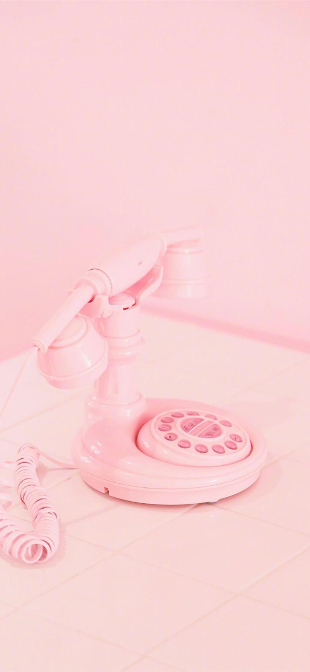 超级可爱的粉色小电话