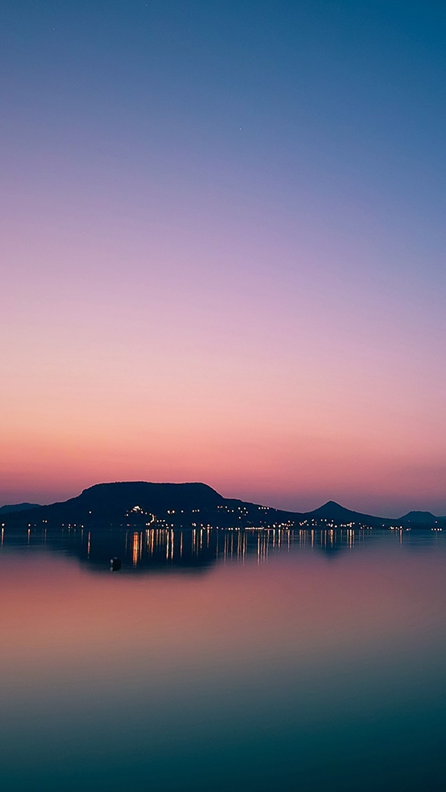 岛城紫色天空黄昏