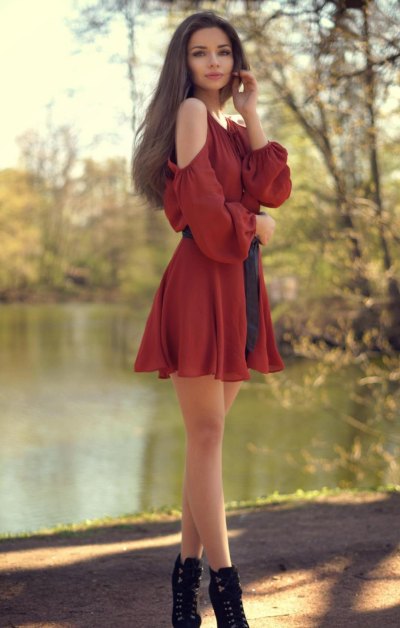 夏天,你需要一条红裙子